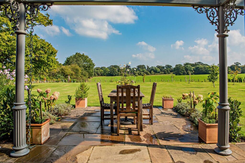 Ripley Road, East Clandon, Guildford, Surrey photo 4