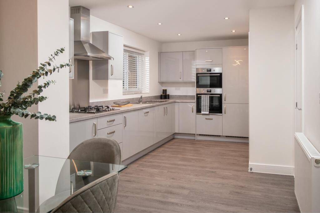 House in Ashfield, Sutton in Ashfield, Stanton Hill - More