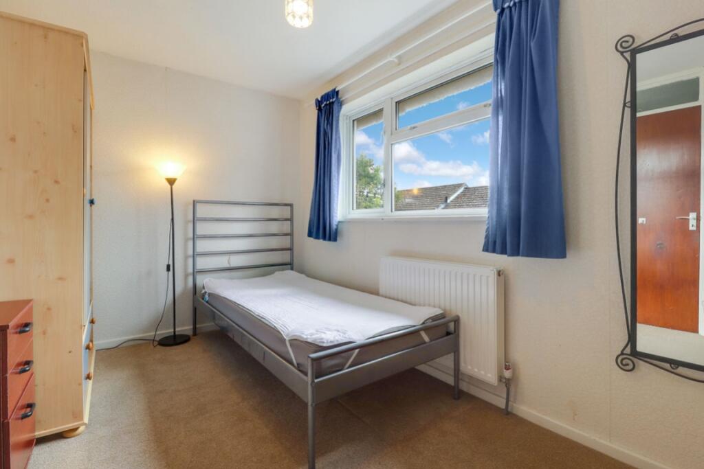 House in Guildford - More