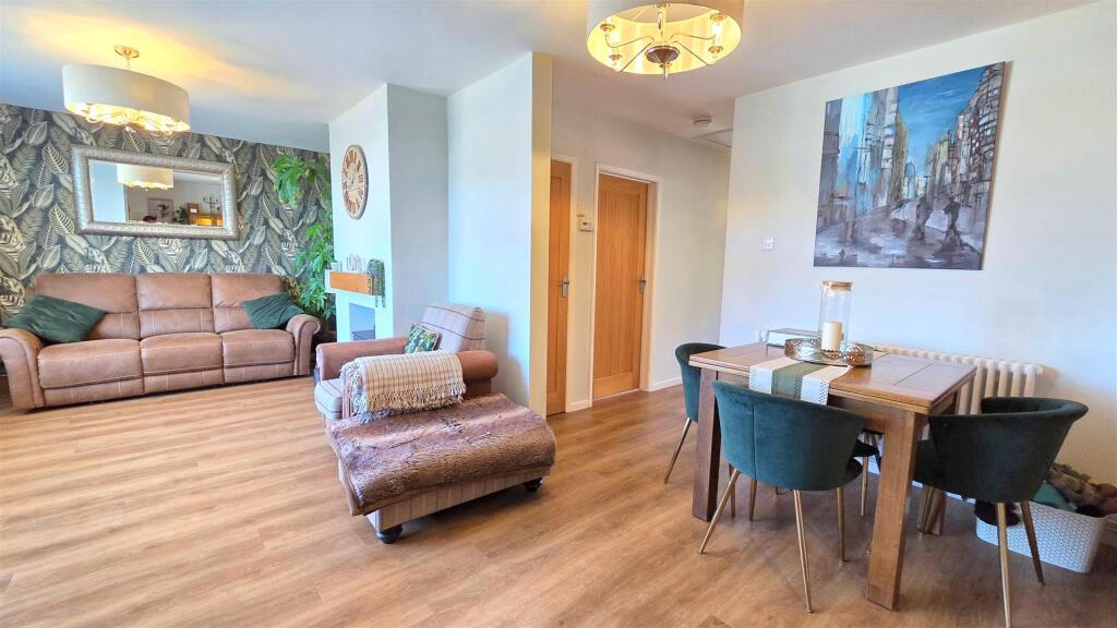 House in Great Yarmouth, Bradwell - View 4
