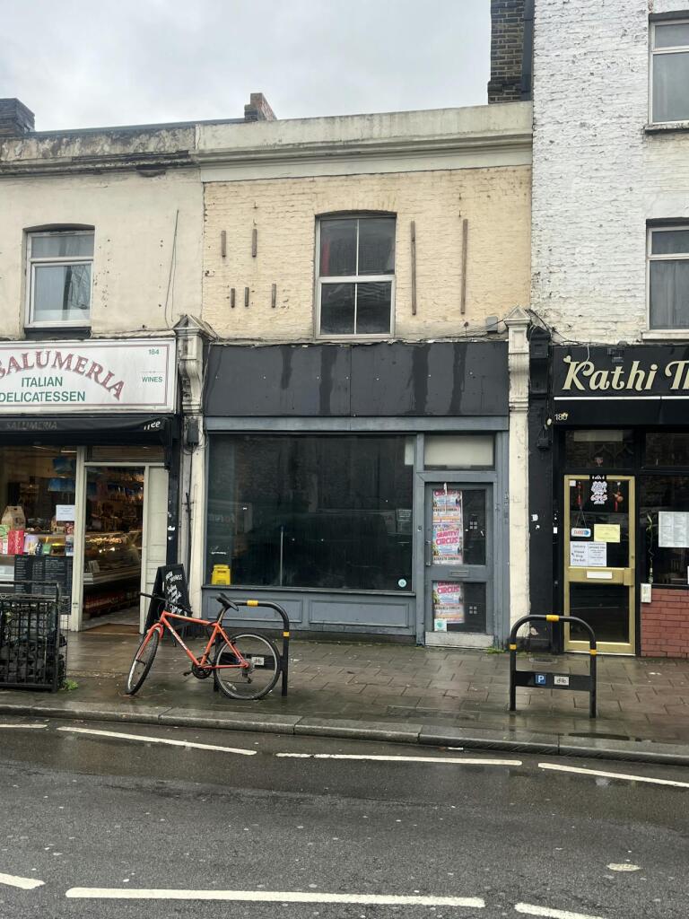 Main image of property: 182 Trafalgar Road, Greenwich, SE10 9TZ