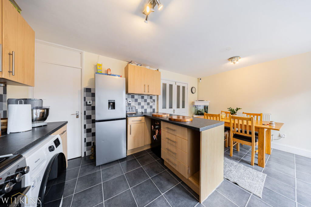 House in Solihull, Fordbridge - More