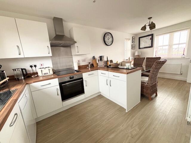 House in Chichester, Selsey - View 4