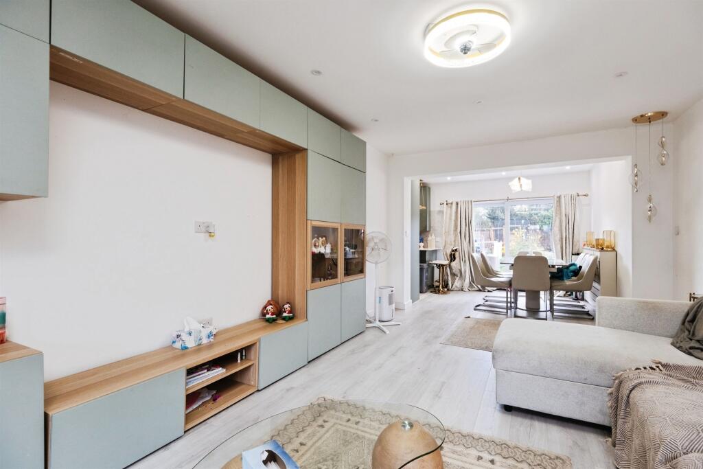 House in Milton Keynes - View 4