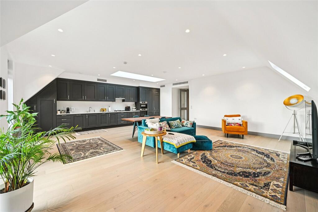 Main image of property: Carlton Road, London, W5