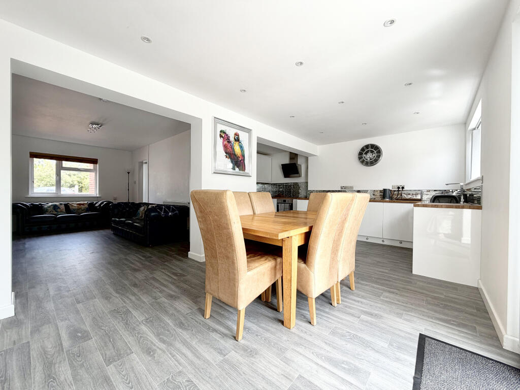 House in Burnham-on-Sea - More