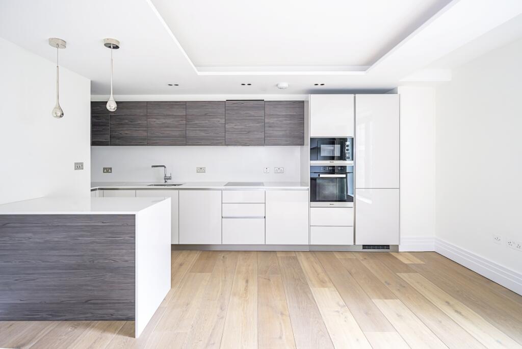 Main image of property: Kensington Gardens Square London W2