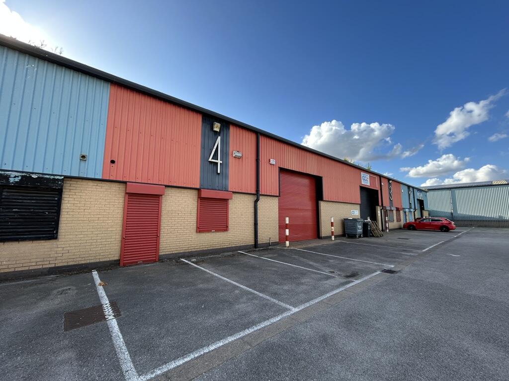 Main image of property: Unit 4 Venture Business Park, West Dock Avenue, Hull, East Yorkshire, HU3 4TT