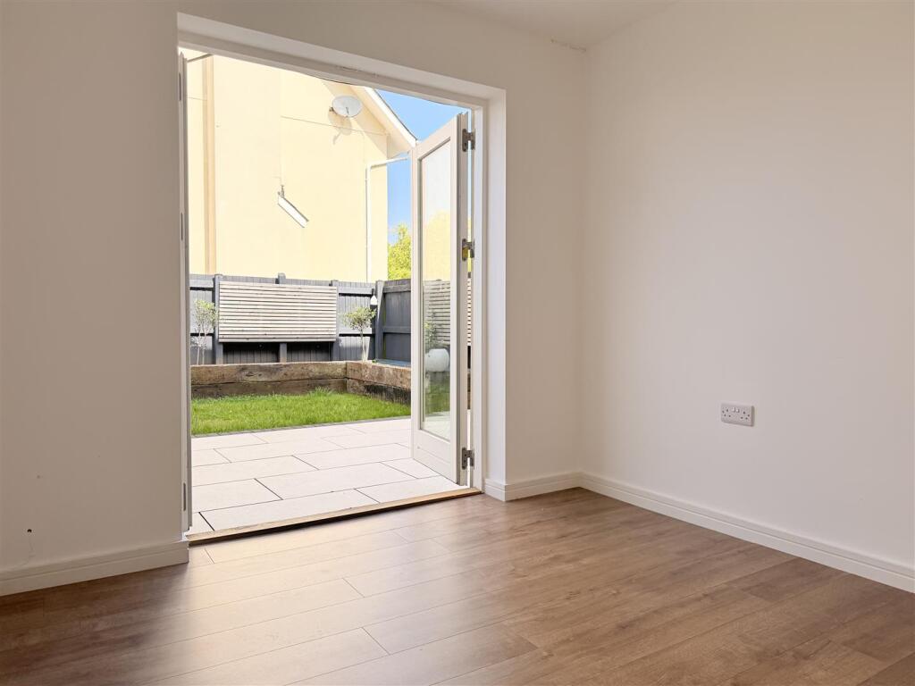 House in Swansea - View 4