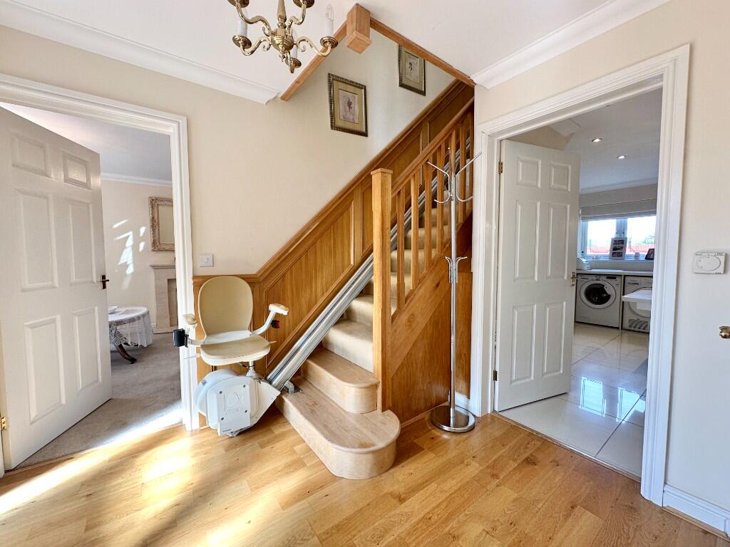 Ann's Close, Merthyr Tydfil, CF47 0UA photo 3