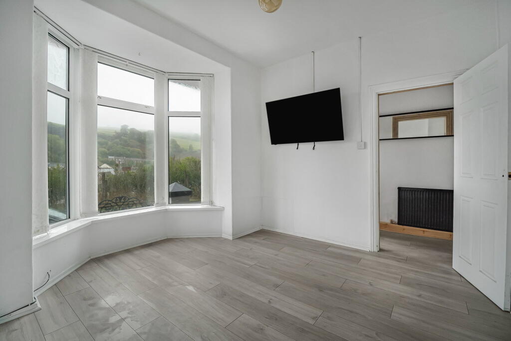 House in Cardiff, Aber Valley - View 5