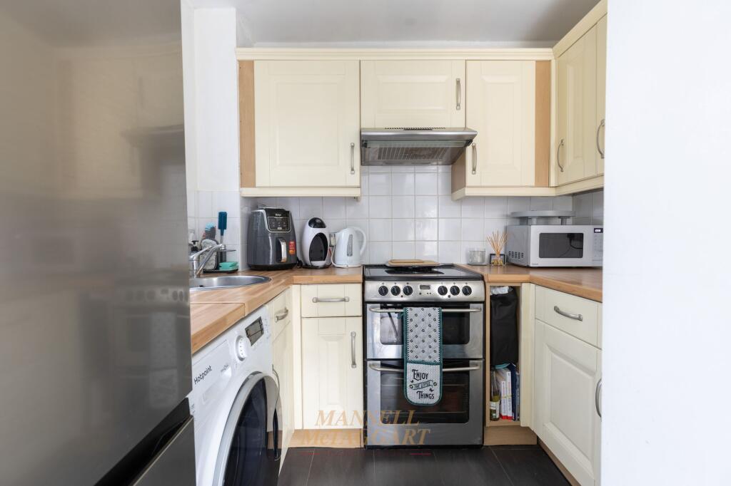 Leybourne Close, Crawley, RH11 - View 5
