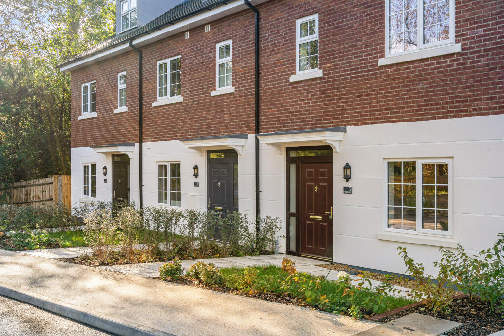 Main image of property: Chapel Gardens, Alton, GU34