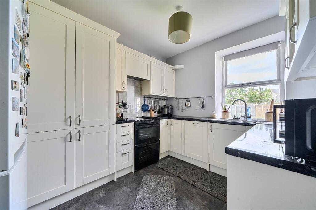 House in Mullion, Trenance - View 3