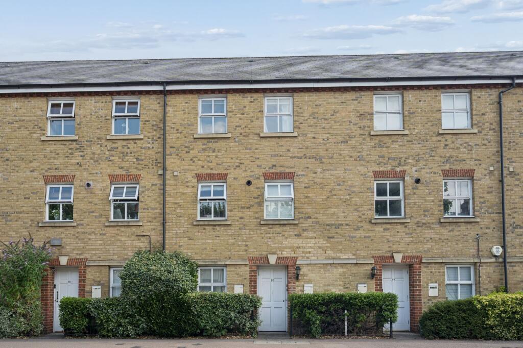 Main image of property: High Street, Berkhamsted, HP4