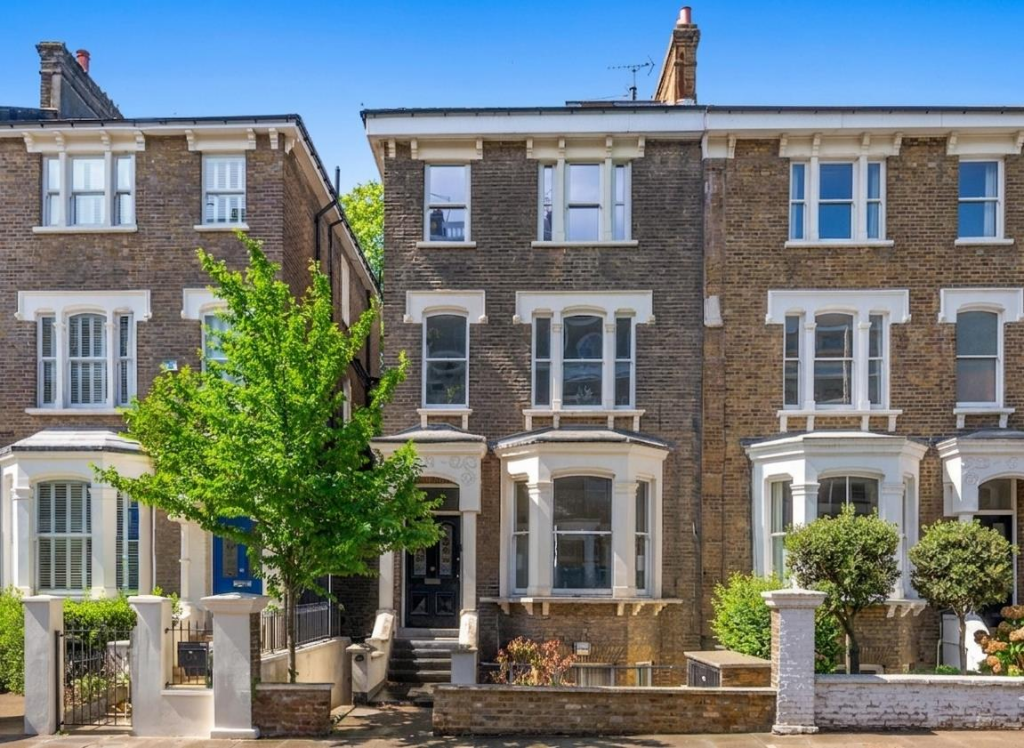 Main image of property: Randolph Avenue, London