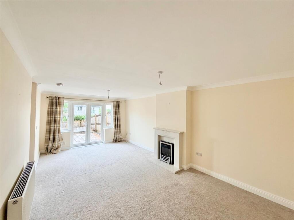 House in Plymouth, Hooe - View 4