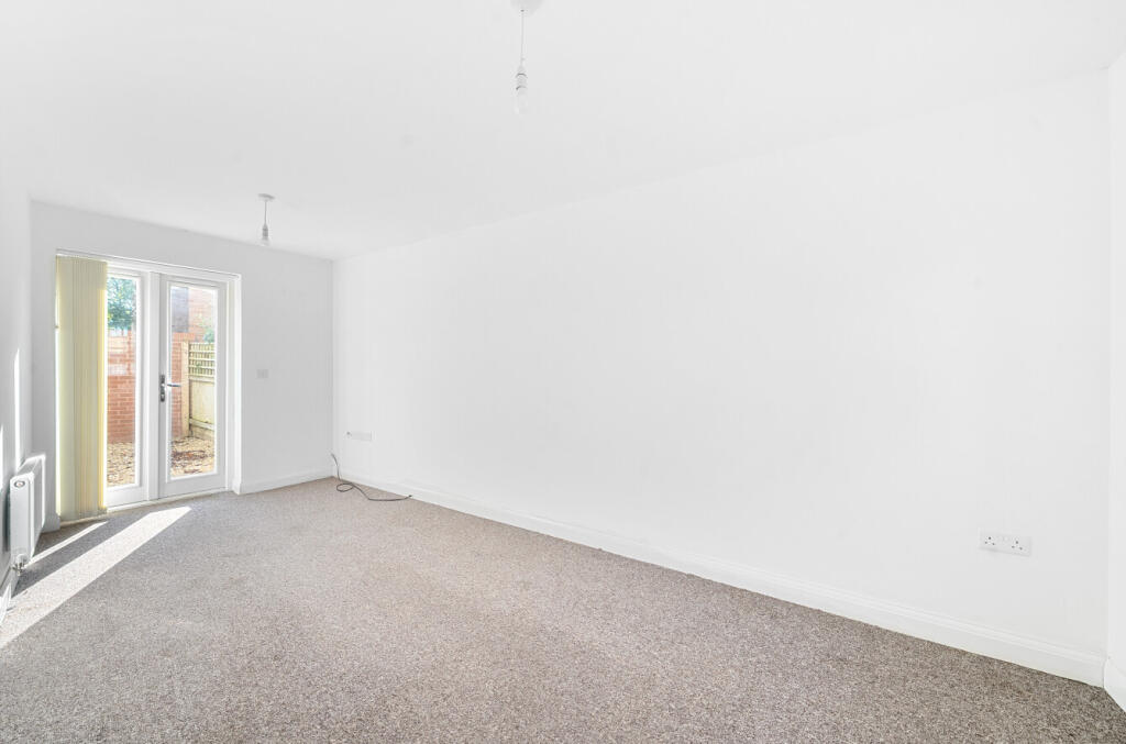 5, Long Orchard Way, Martock, Somerset, TA12 photo 3