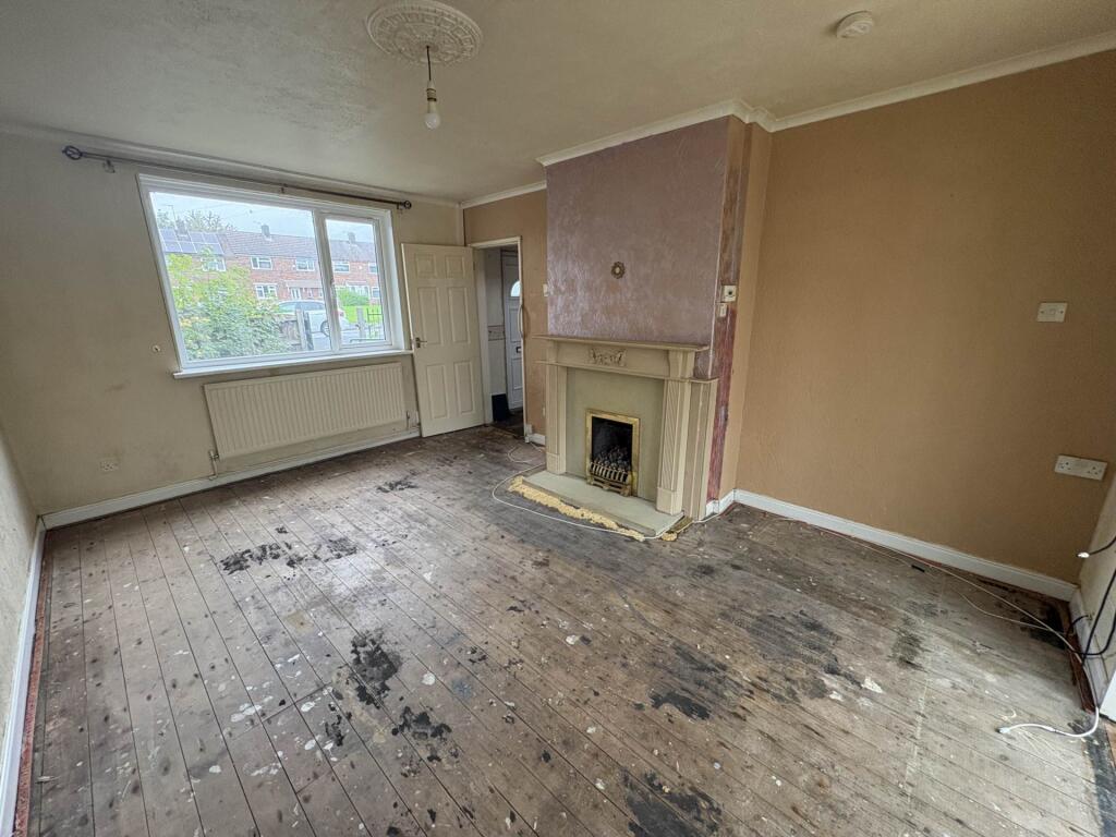 42 Eustace Street, Chadderton, Oldham photo 4