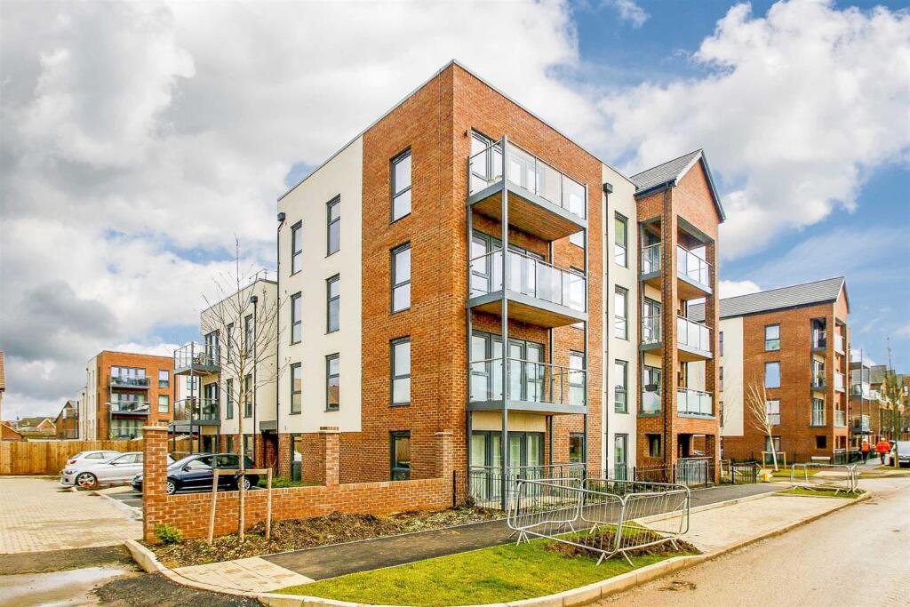 Main image of property: 1 Gambit Avenue, Oakgrove, Milton Keynes