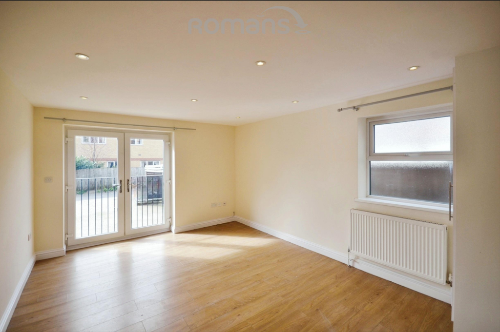 Main image of property: High Street, Slough, SL1