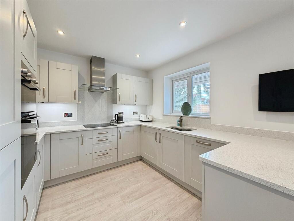Bramling Cross Mews, Worksop photo 4