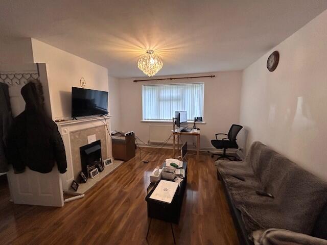 Main image of property: Drayton Road, Luton, Beds