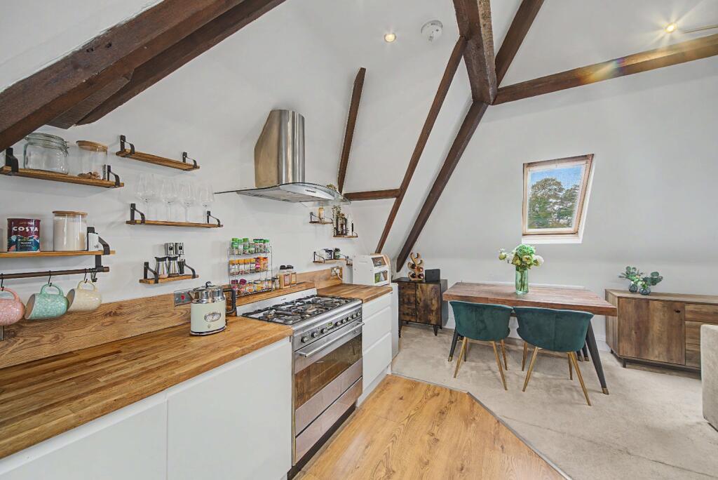 Apartment in Manchester - View 5