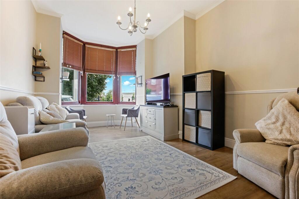 Apartment in Hamilton, Low Waters - View 5