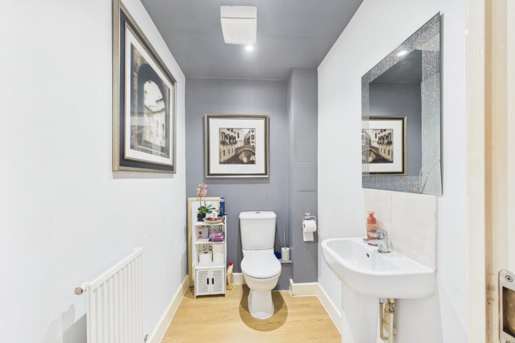 House in Dartford - View 4