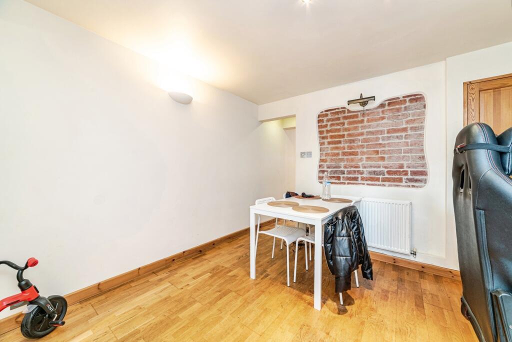 House in Reading, Spring Gardens, Whitley - View 5