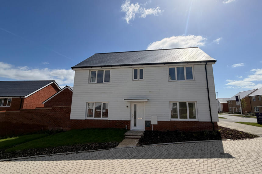 Main image of property: The Gateway,
1 Foxglove Avenue,
Bexhill,
East Sussex,
TN402GA