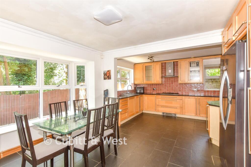 House in Portsmouth - View 5