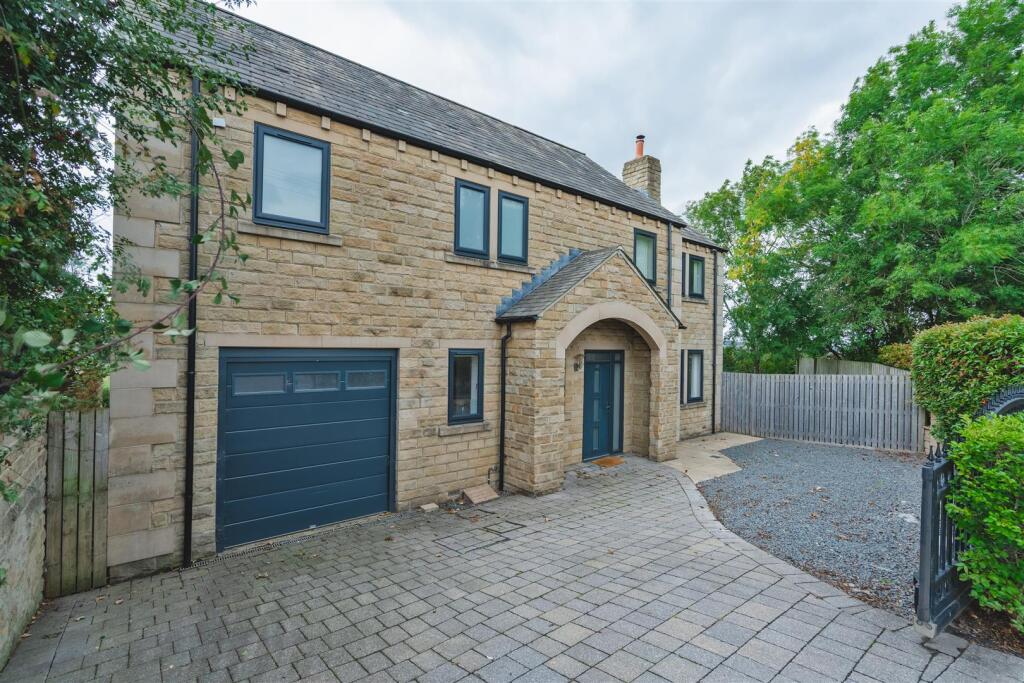 Main image of property: Back Lane, Leeds