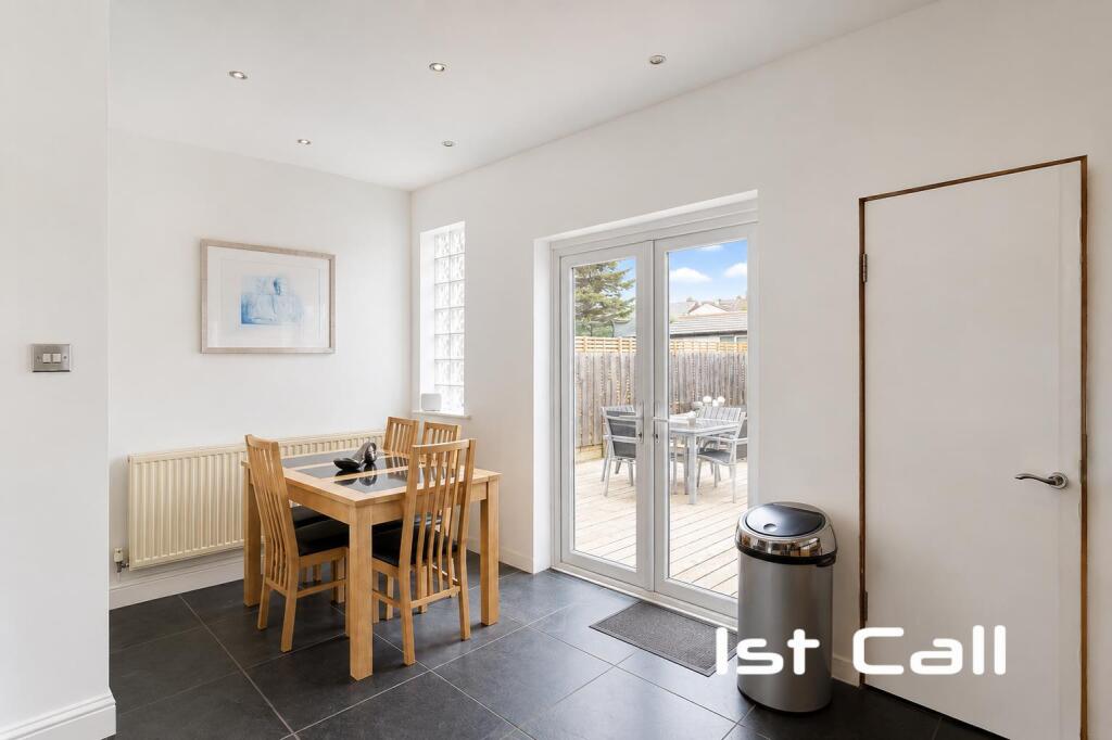 House in Southend-on-Sea - View 4