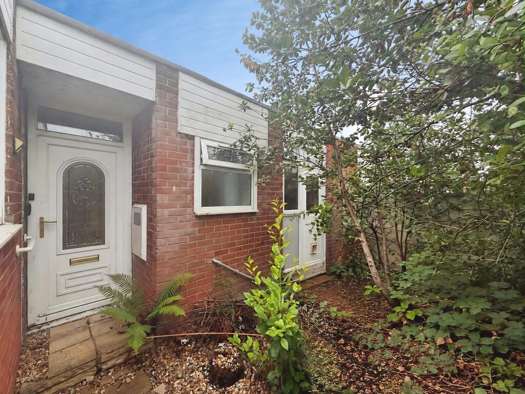 Main image of property: 308 Greendale Road, Whoberley, Coventry, West Midlands CV5 8LY