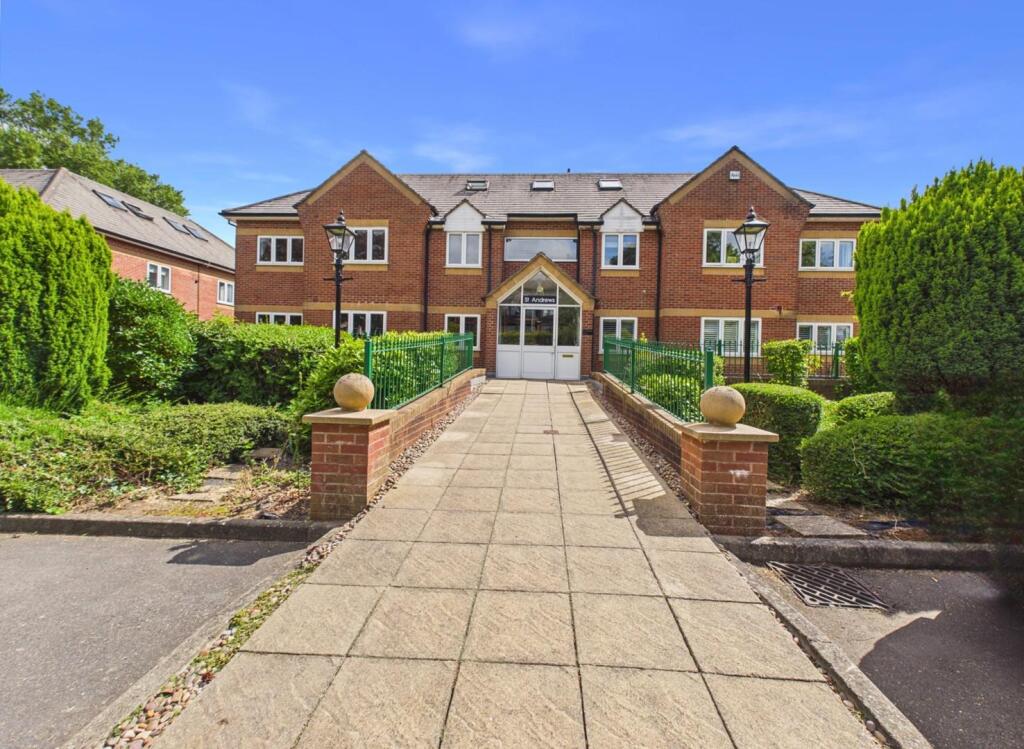 2-bed flat on St Andrew's Court,  Evington Lane, Evington, Leicester, £275,000