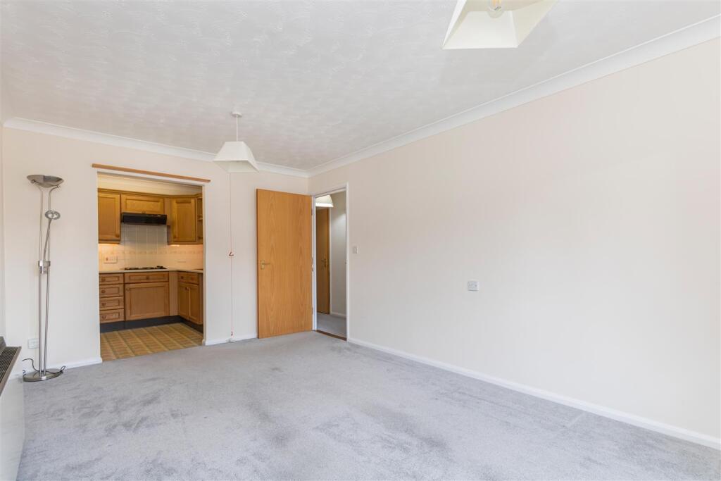 Apartment in Cambridge - More