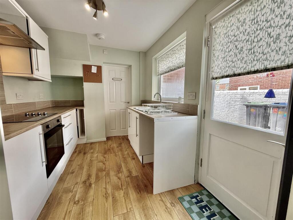 Apartment in Chester-le-Street, North Side - View 4