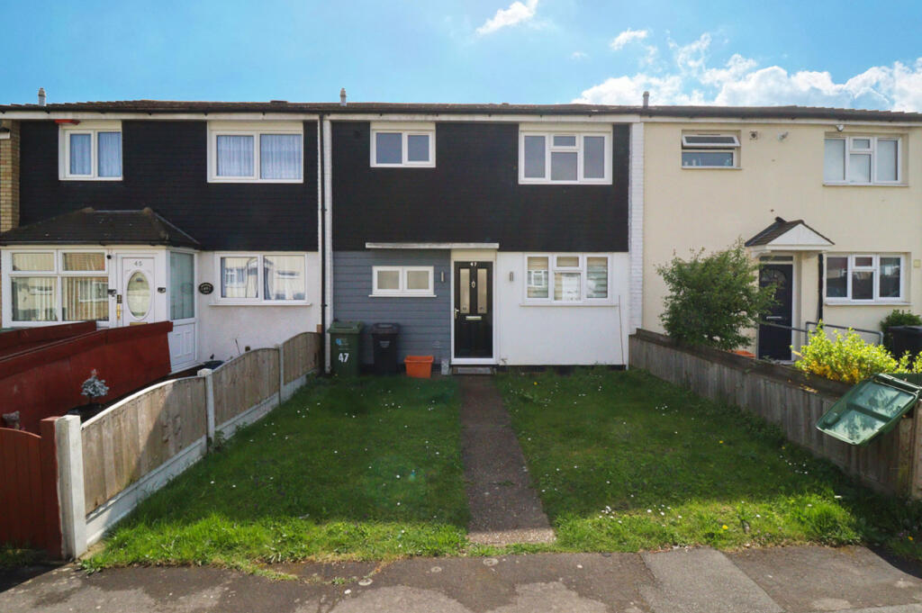 Main image of property: Southwark Path, Basildon, Essex, SS14