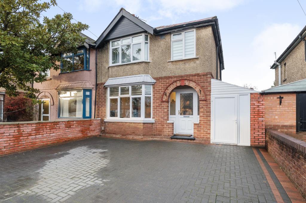 Main image of property: Swinbourne Road, Oxford, OX4