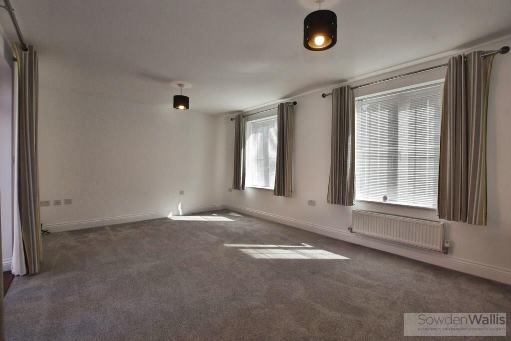House in Peterborough - View 4