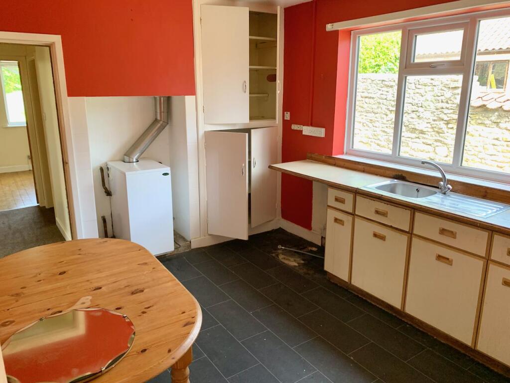 10 Prospect Place, Thornton-le-dale, North Yorkshire photo 4