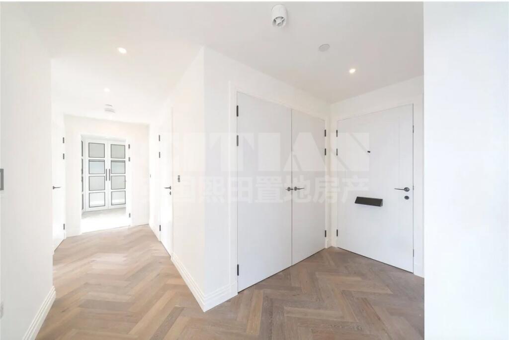 Apartment in London - More