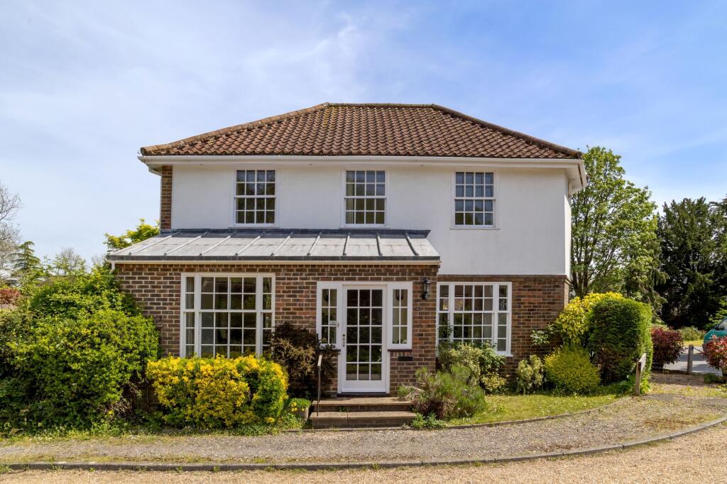 Main image of property: The Street, Bramber, BN44