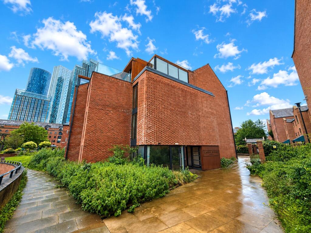 Main image of property: Flat 10,, Canal Wharf House,, 15 Blantyre Street,, MANCHESTER,, M15