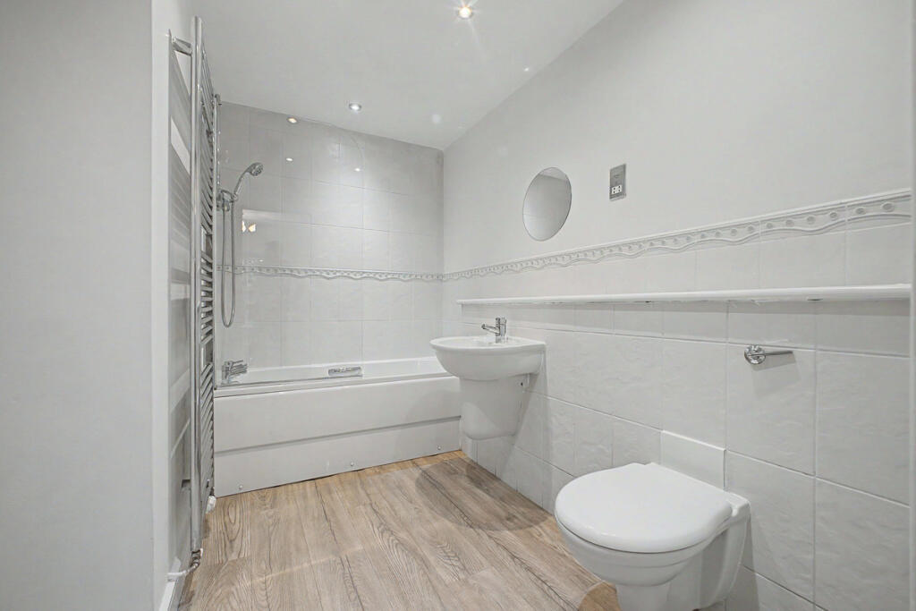 Acresfield Road, Altrincham, WA15 - View 5