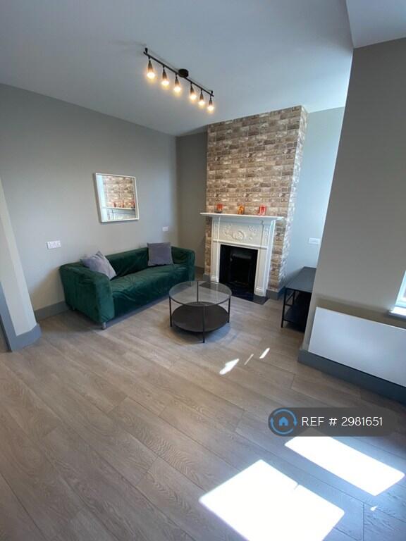 Main image of property: North End Road, London, NW11
