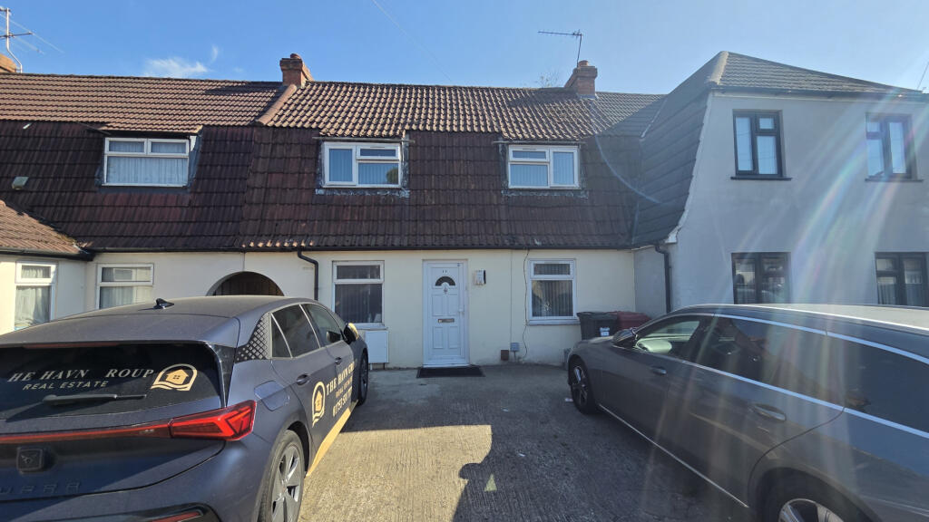 Main image of property: Elliman Avenue,  Slough, SL2