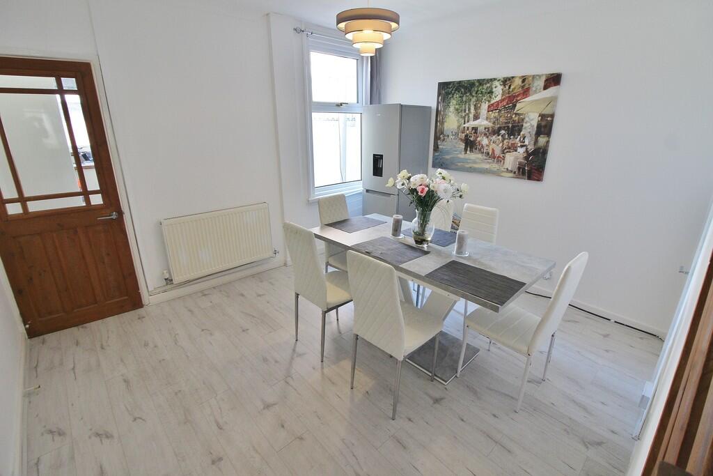 House in Portsmouth - View 5